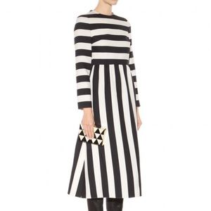 Gorgeous Black and White Dress